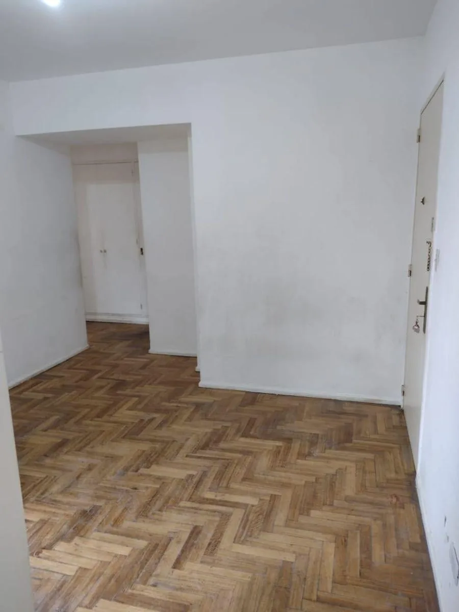 Departamento 2 ambientes lateral