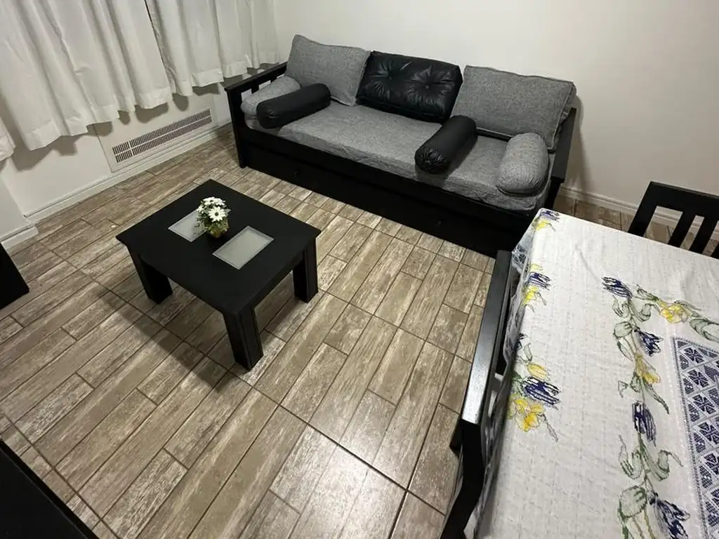 2 ambientes con patio en PB