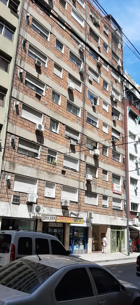 Monoambiente contrafrente en PB