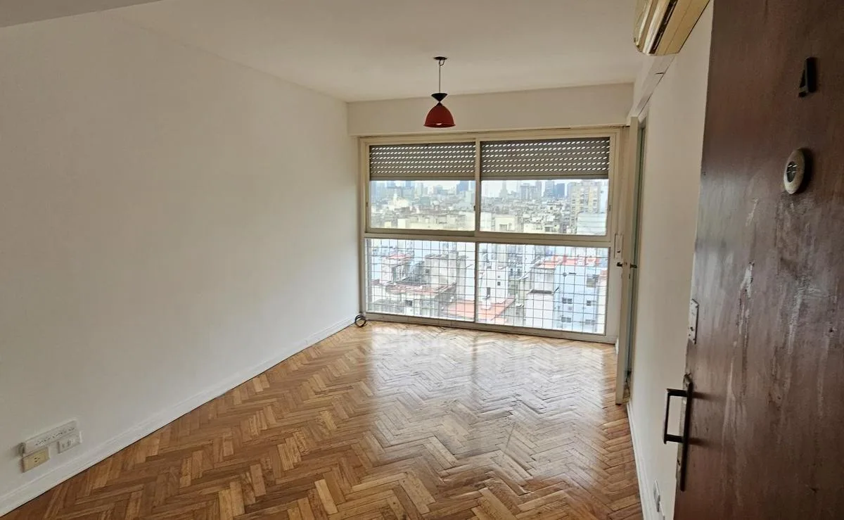 Departamento contrafrente con 2 dormitorios