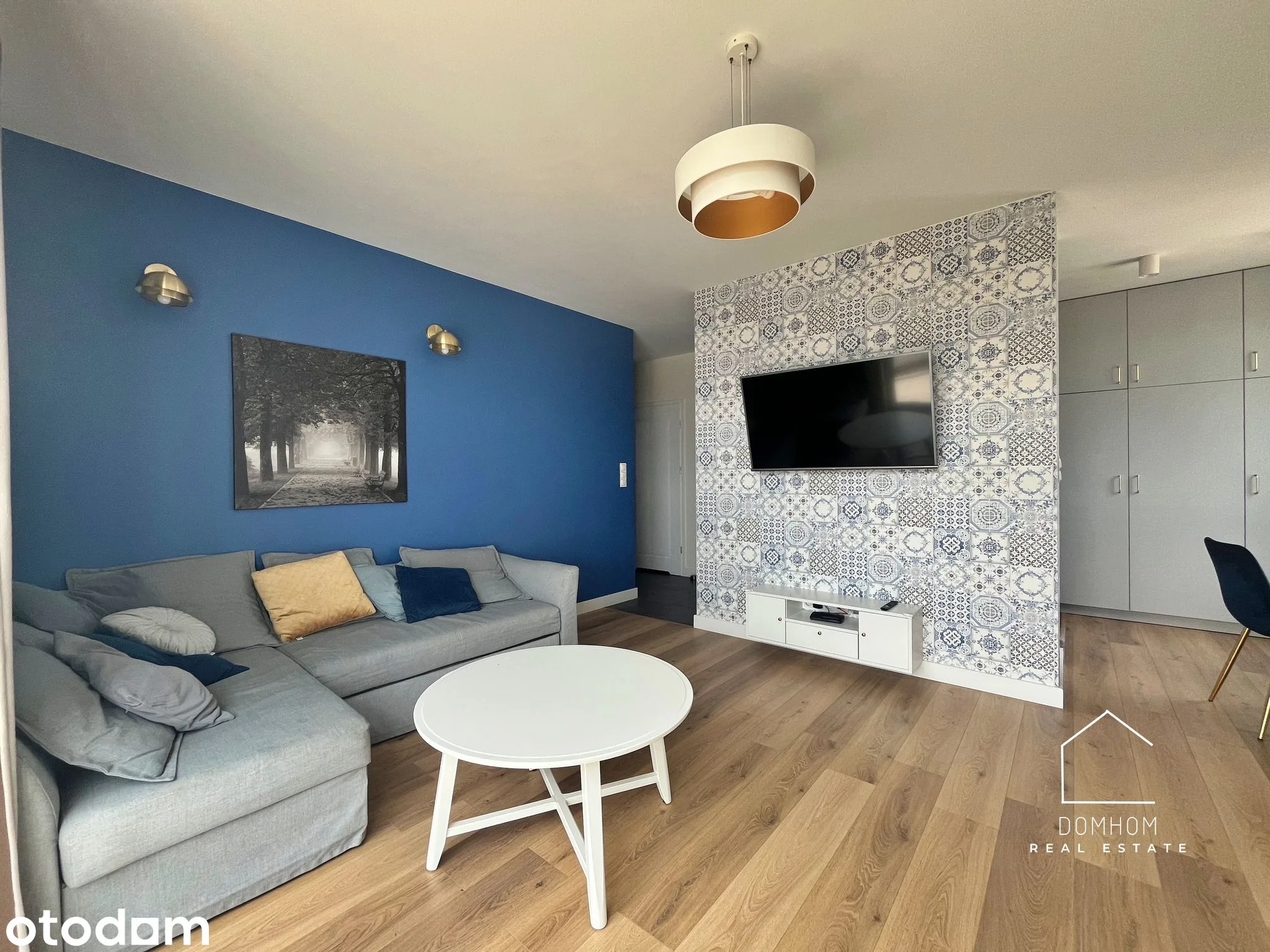 Przestronny Balkon | 3 pokoje | ostatnie piętro