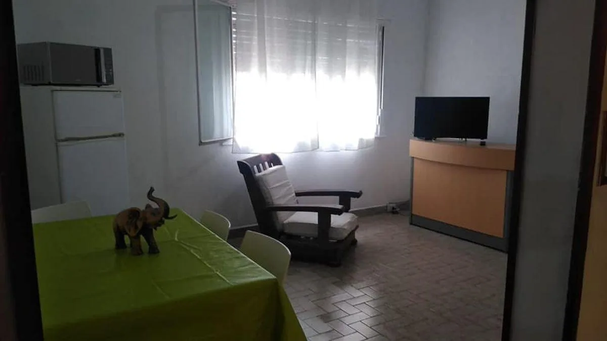 Departamento al frente con lavadero