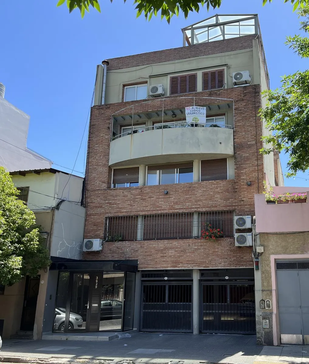 2 dormitorios con terraza y cochera