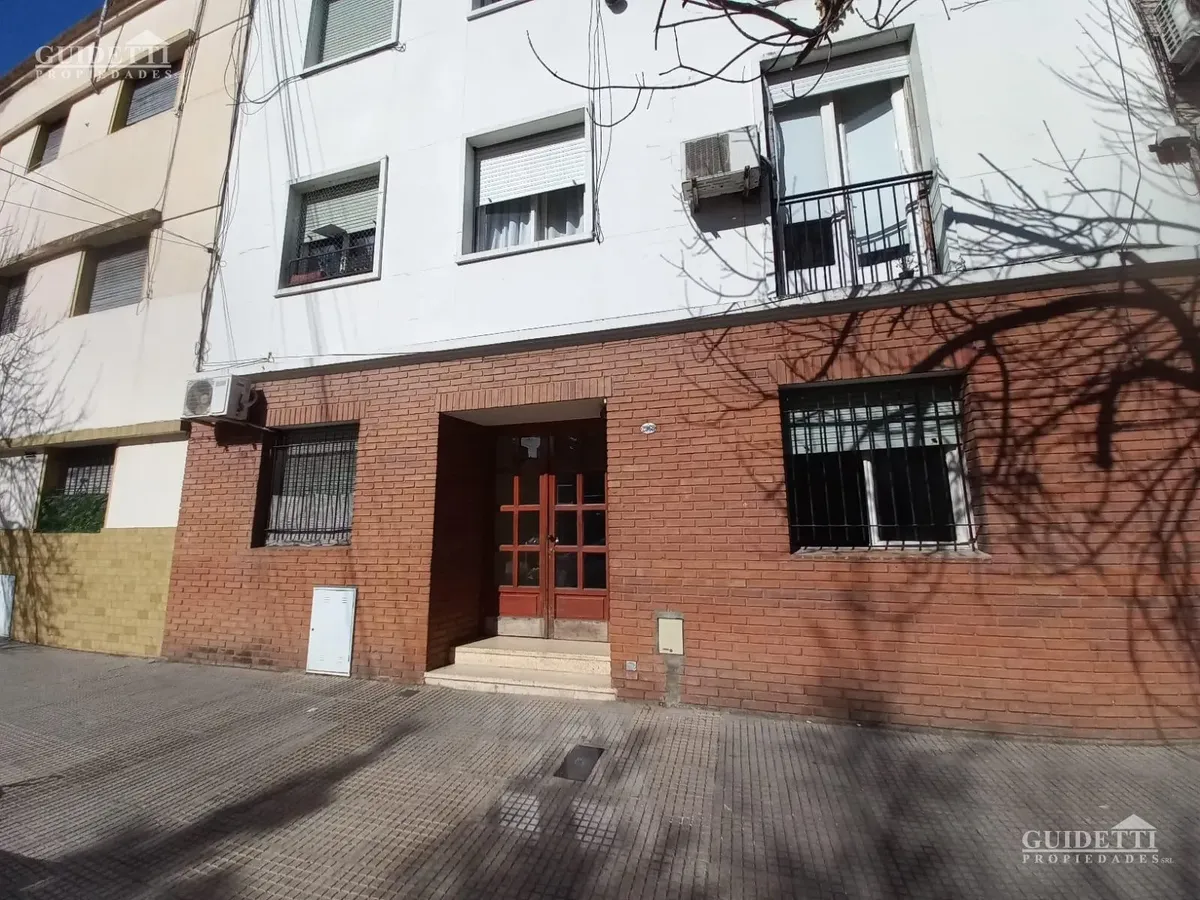 2 ambientes al contrafrente en Nuñez