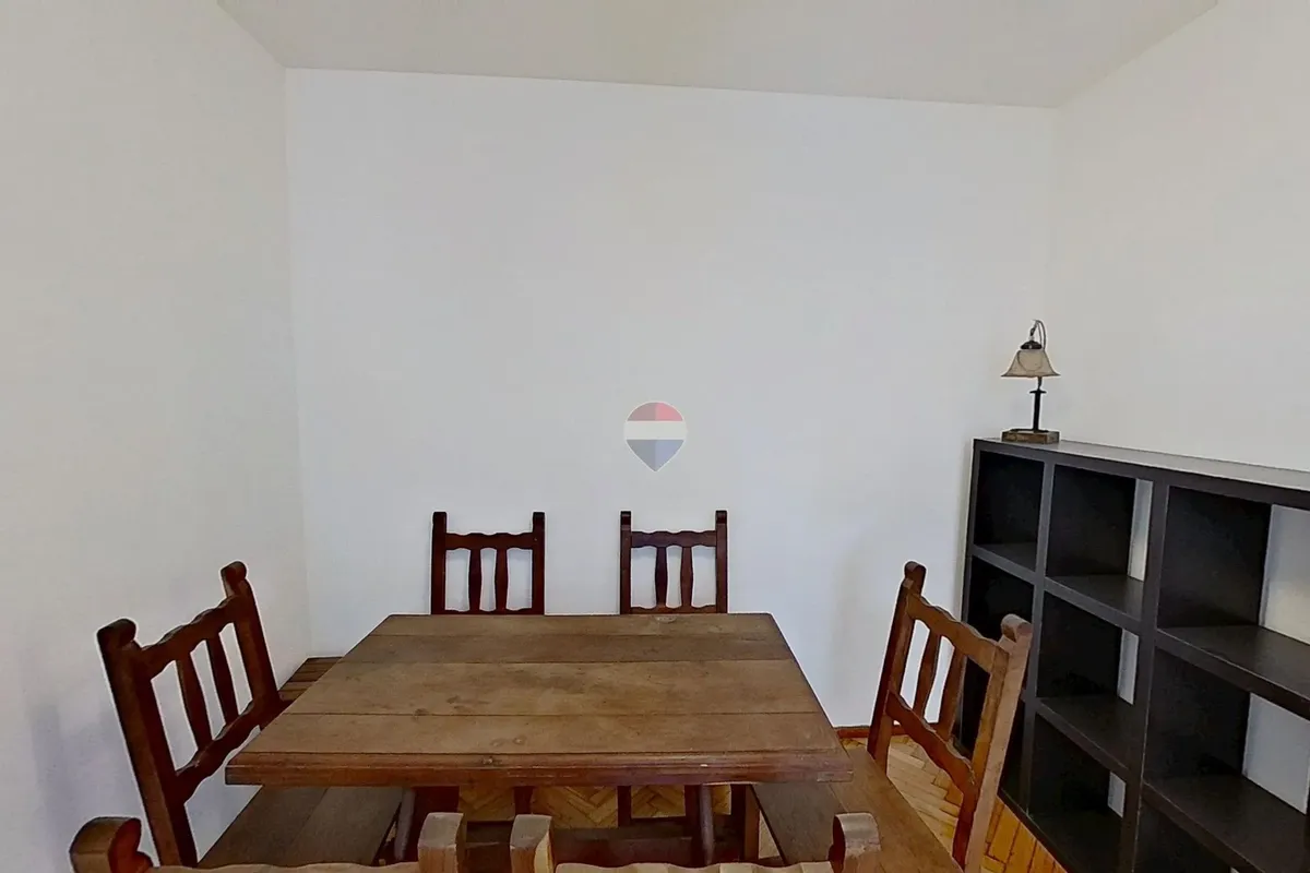 Departamento 2 ambientes con balcón