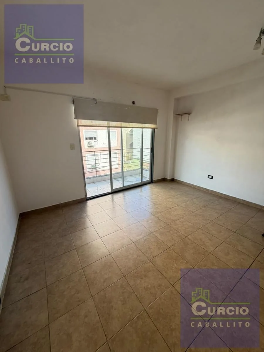 Monoambiente en Alquiler en Balvanera