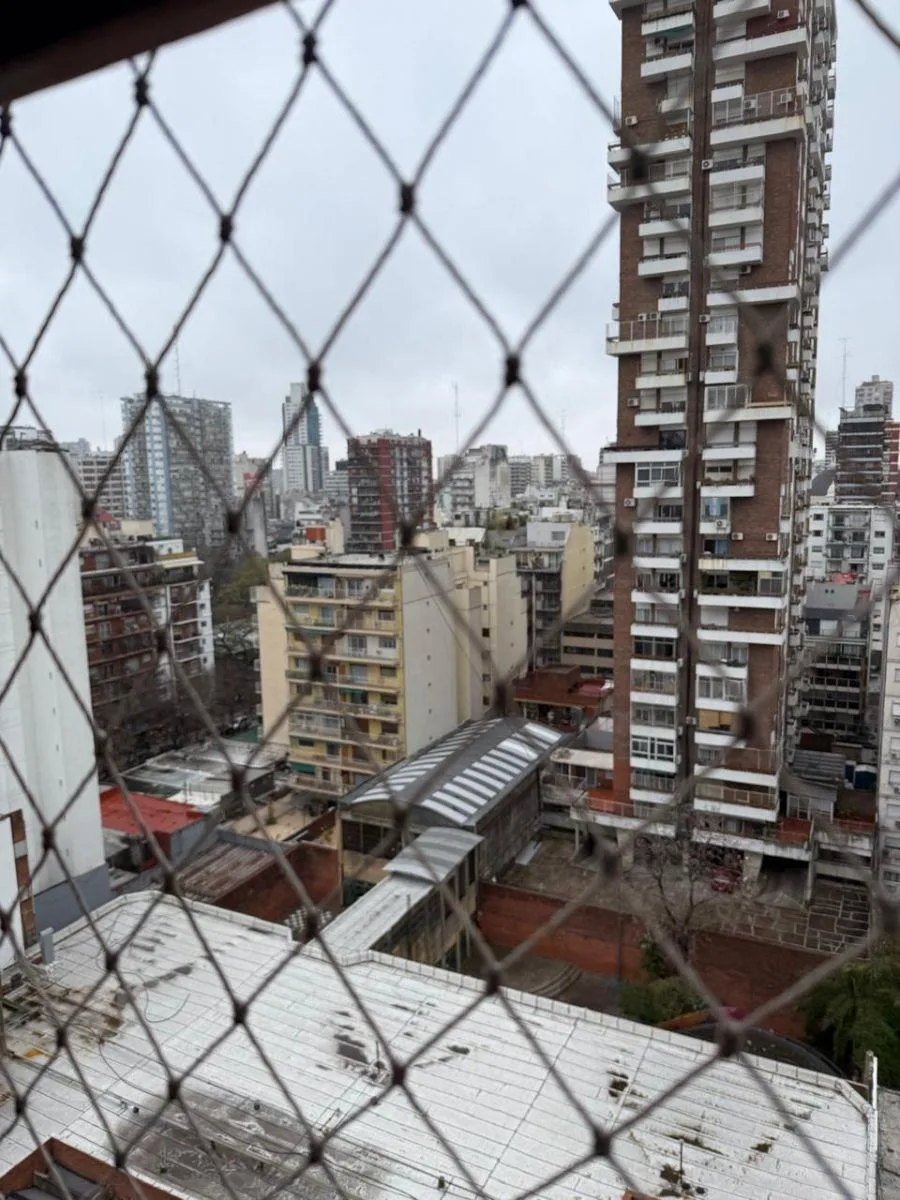 2 ambientes en piso 12