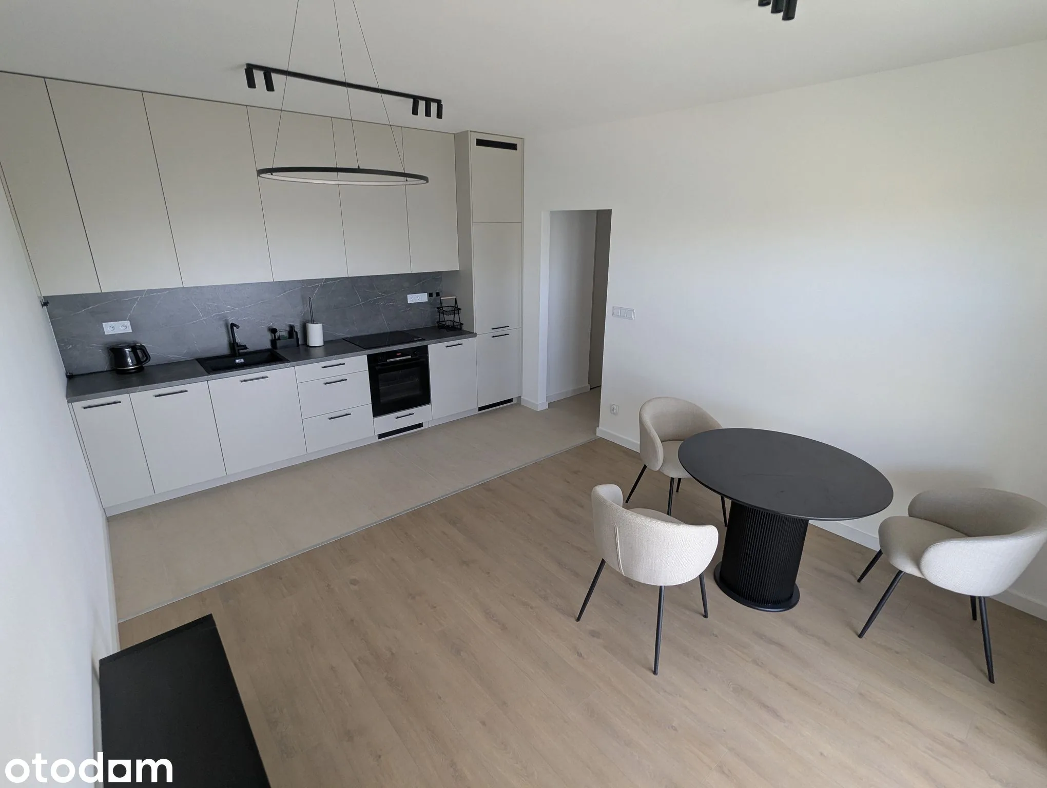 3-room apartment with balcony