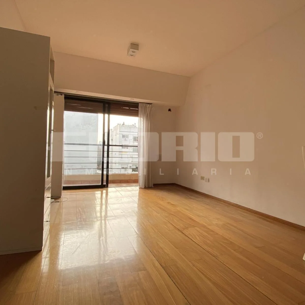 Departamento 2 Ambientes con Balcón en Alquiler en Olivos