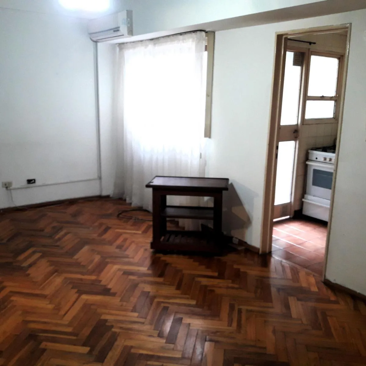 Monoambiente con cocina separada