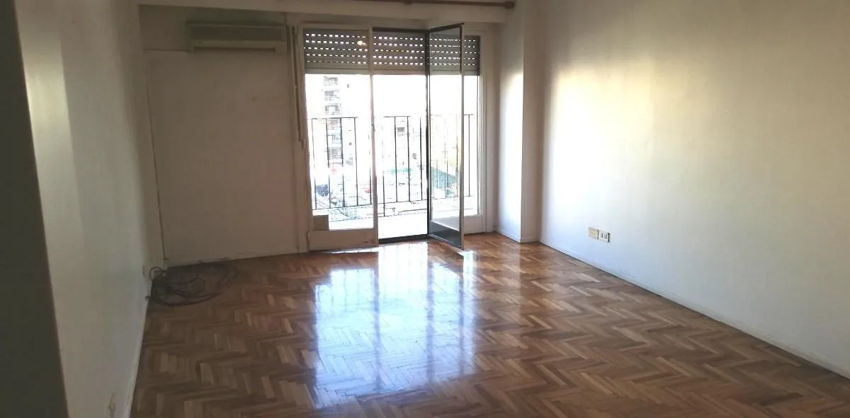 Departamento en Caballito con balcón