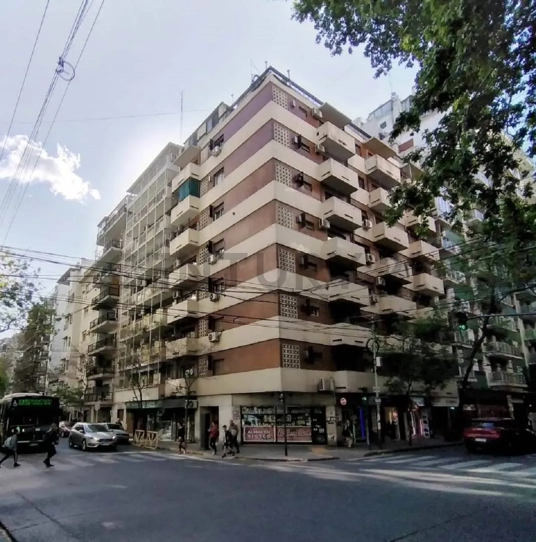 Departamento 2 ambientes con balcón