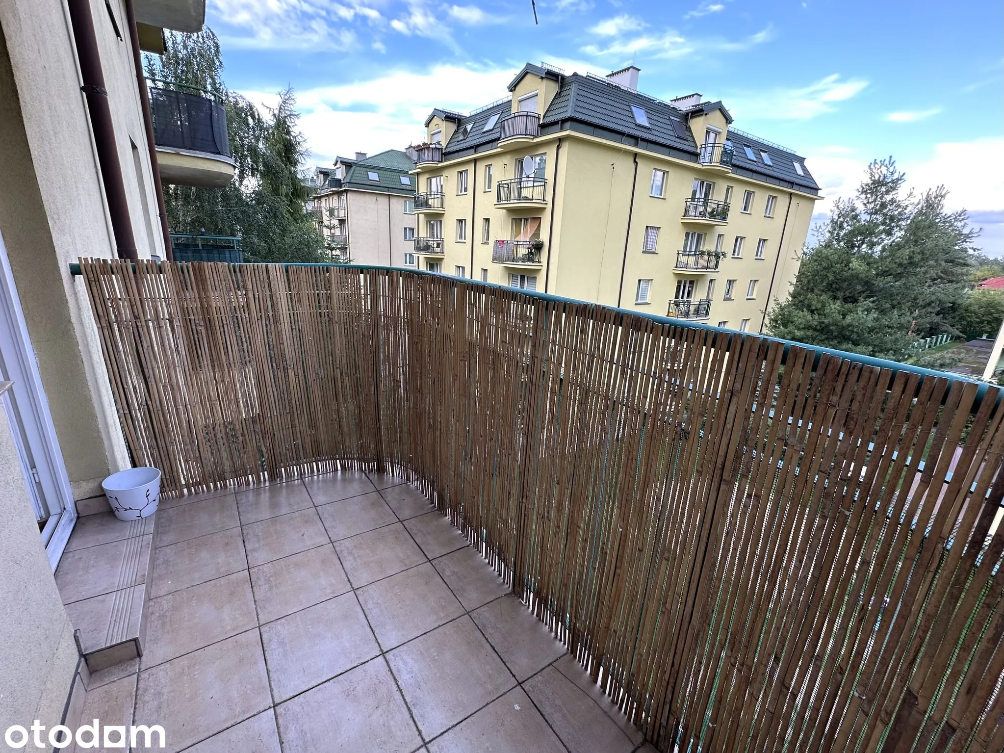 balcony
