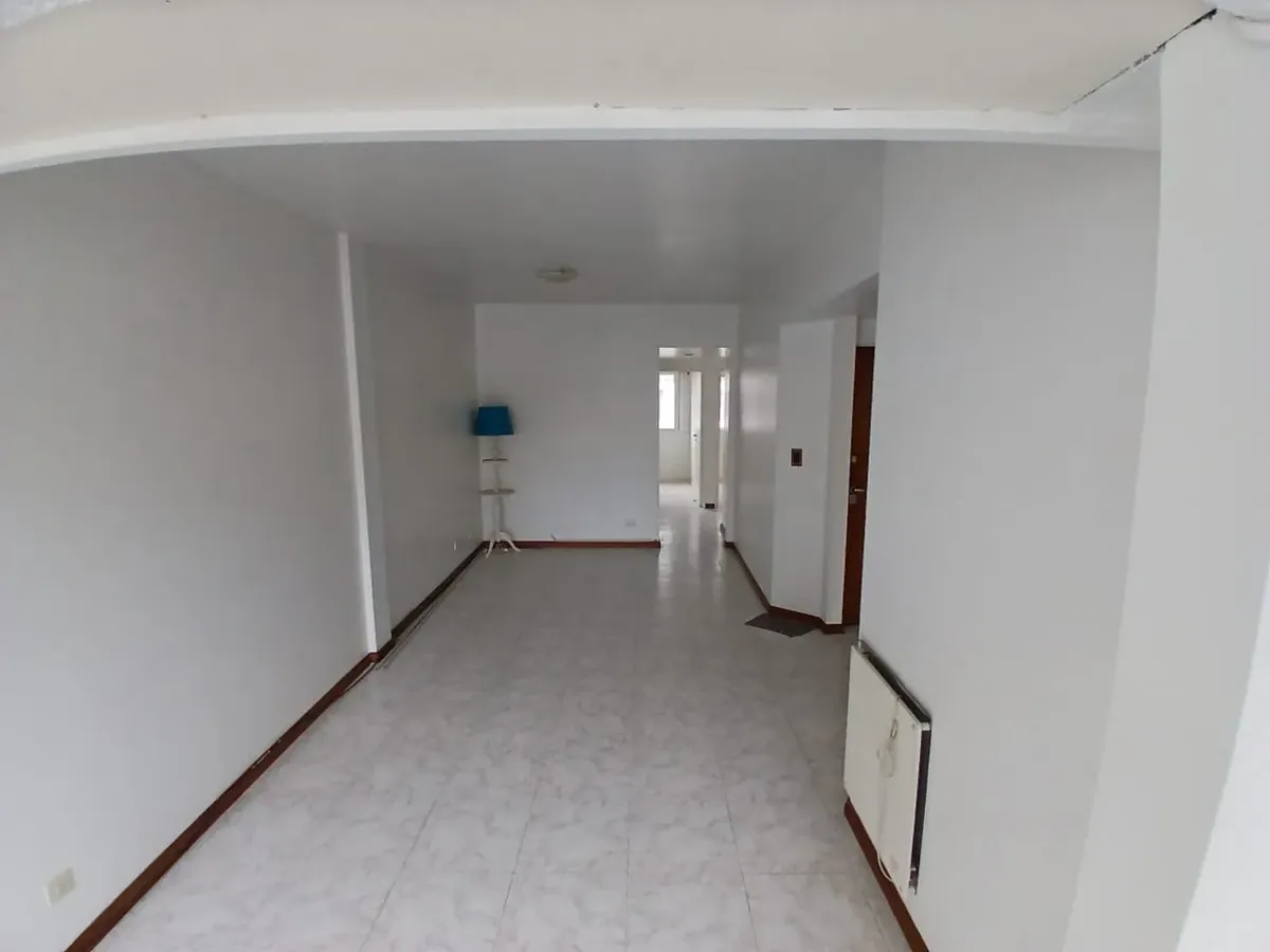 Departamento en Olivos contrafrente
