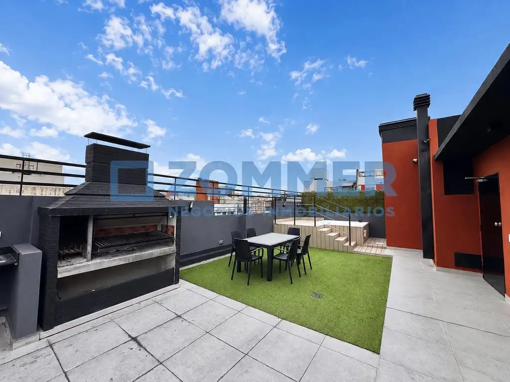 Monoambiente con balcón y amenities