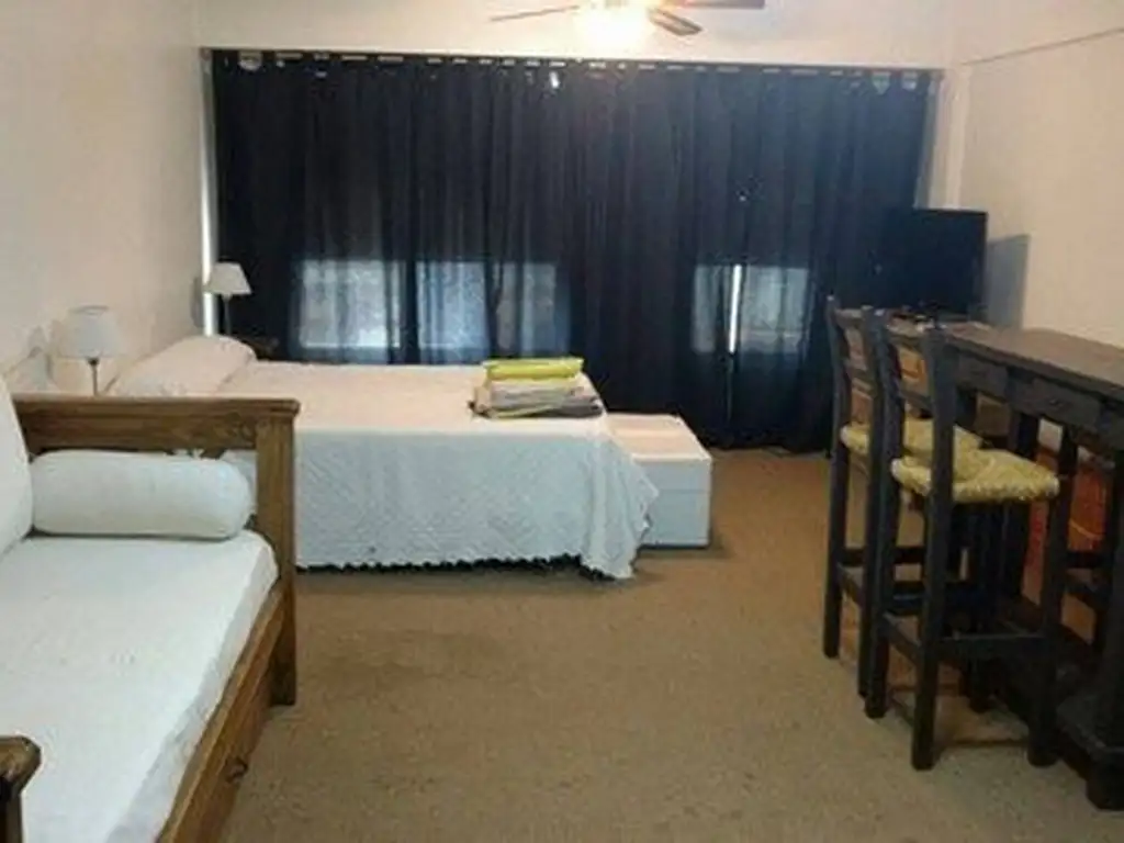 Listing: Studio, San Nicolás