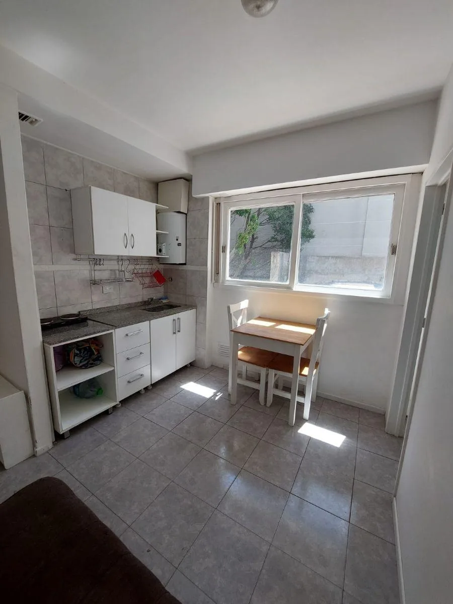 2 ambientes con balcón en Palermo