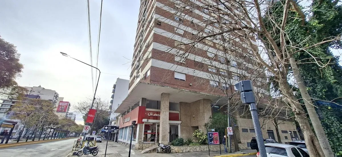 Departamento De 3 Ambientes En Olivos-quinta Presidencial- En Alquiler