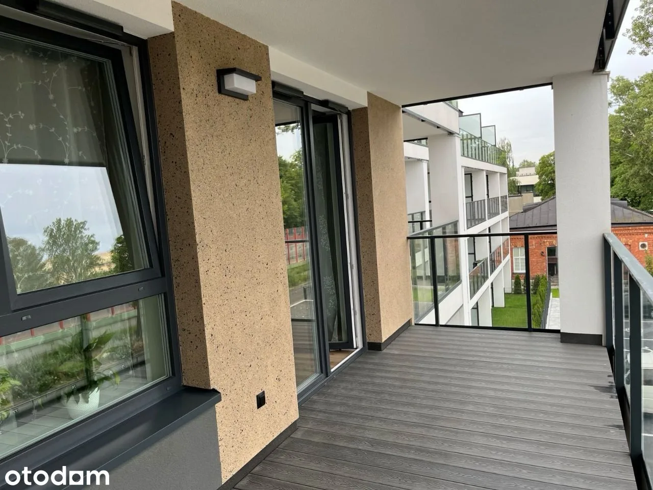 balcony