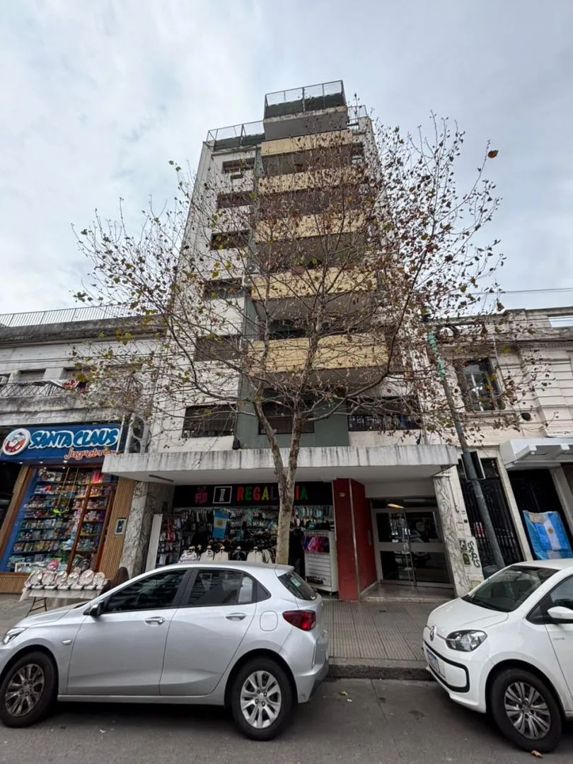 Departamento 2 ambientes con balcón