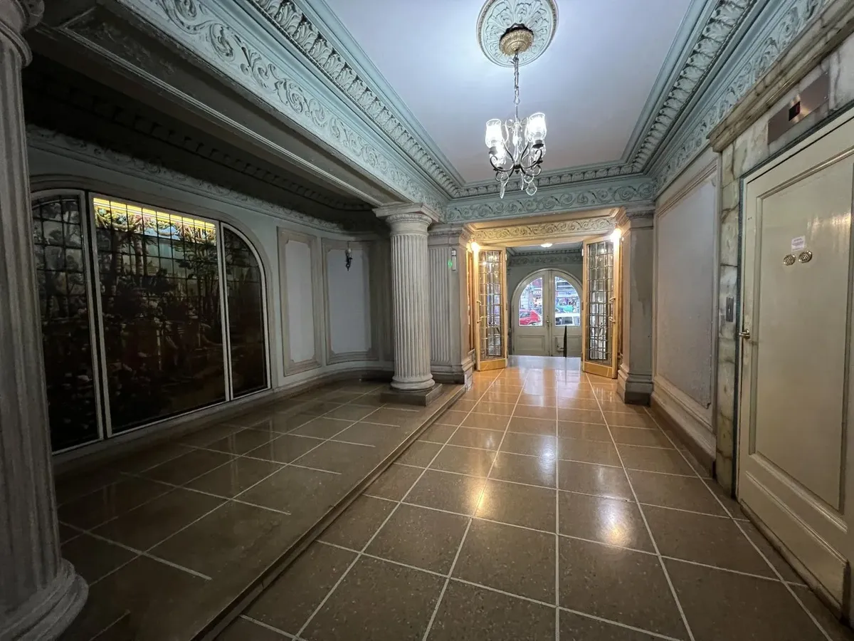 Front-facing 2BR 39 m²