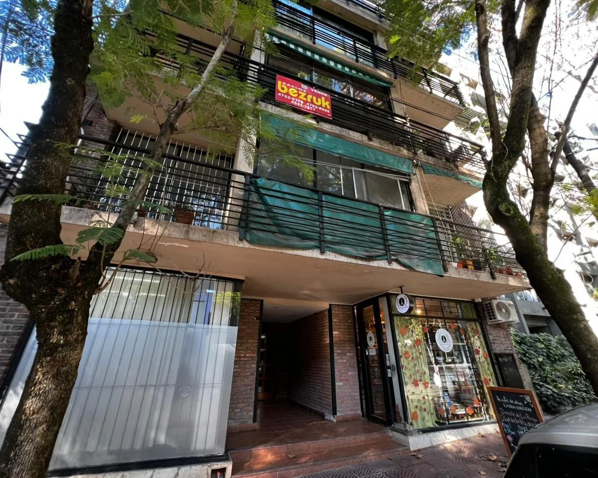 Monoambiente amoblado con balcón