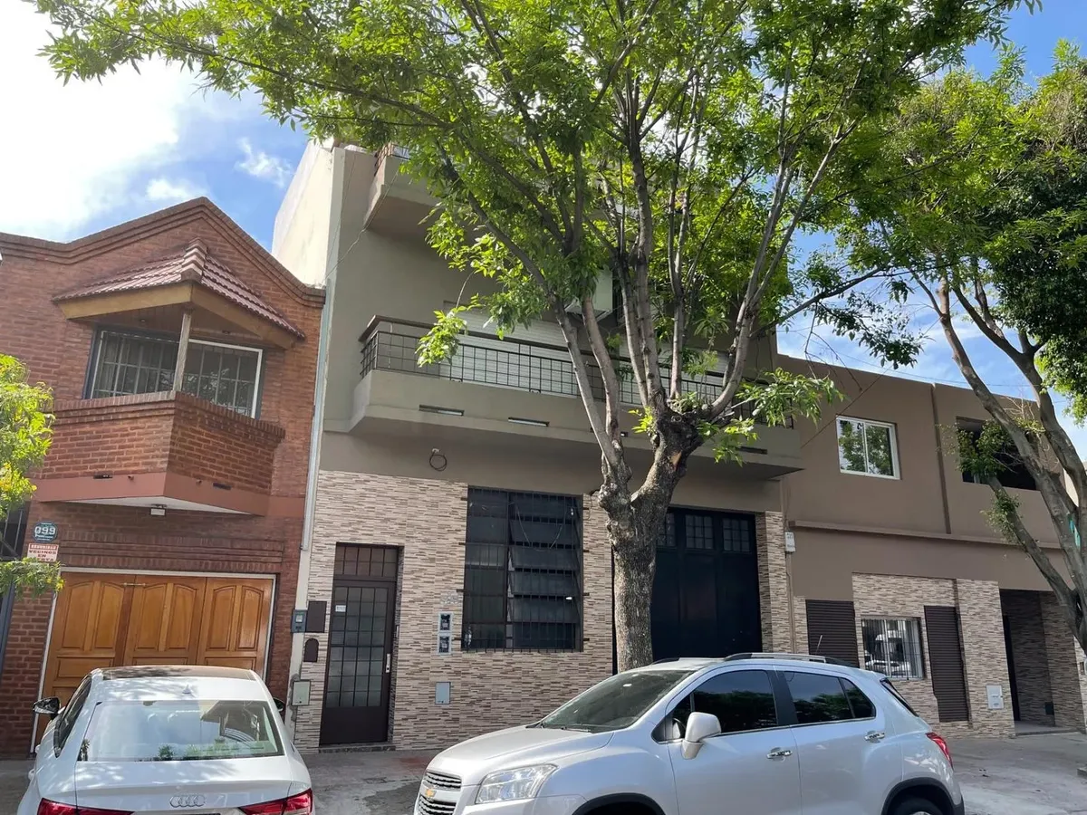 PH 3 ambientes con gran patio