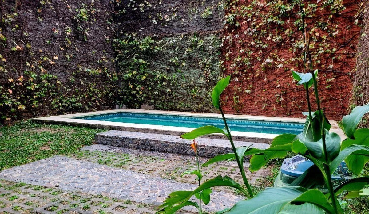 Monoambiente en Montserrat con piscina