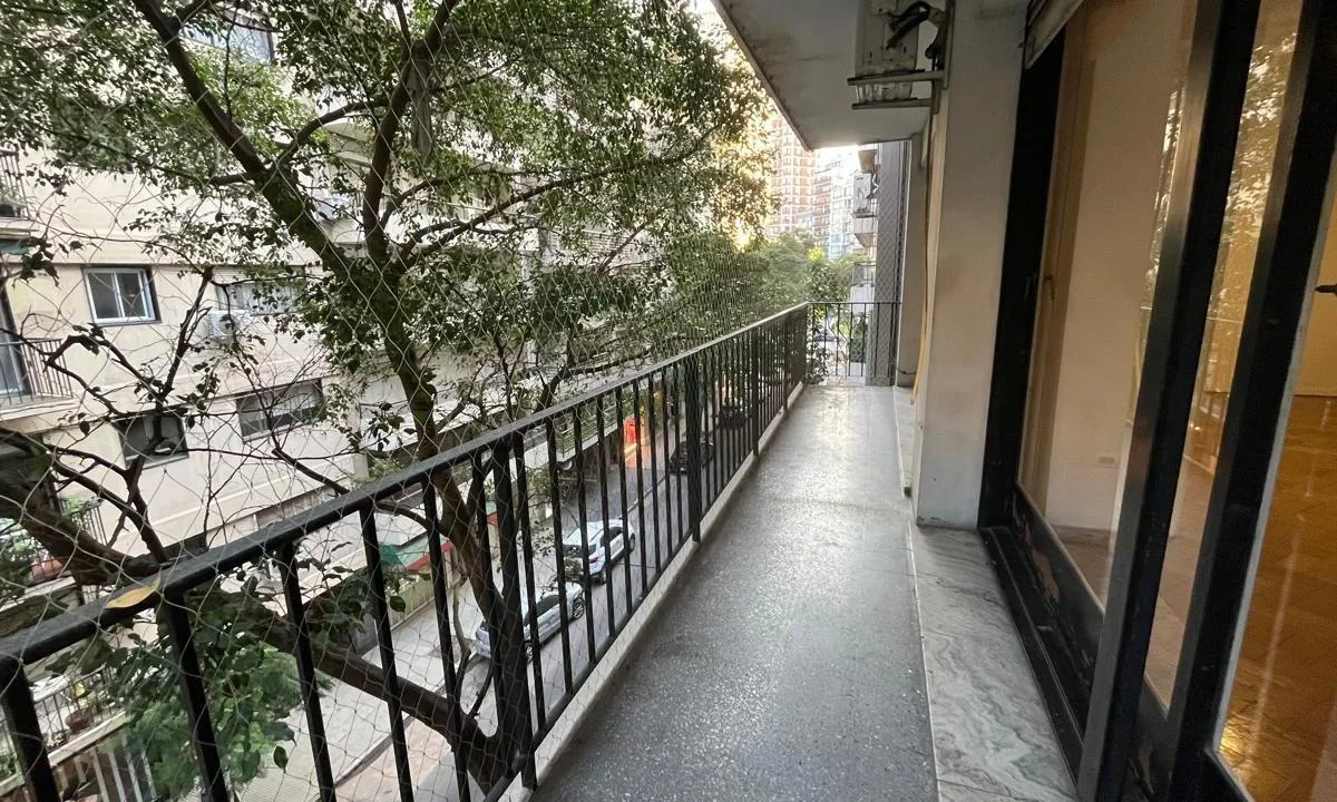Piso en Recoleta con balcón