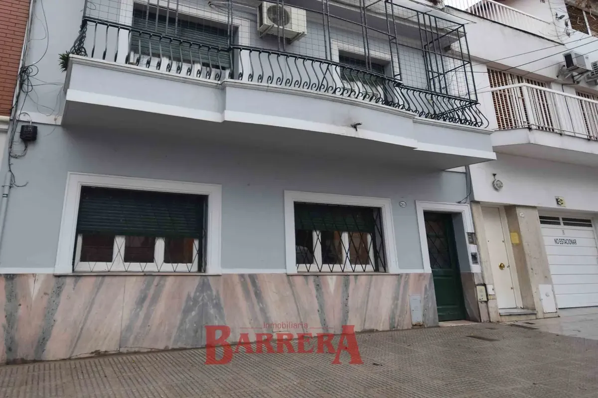 PH de dos ambientes con patio