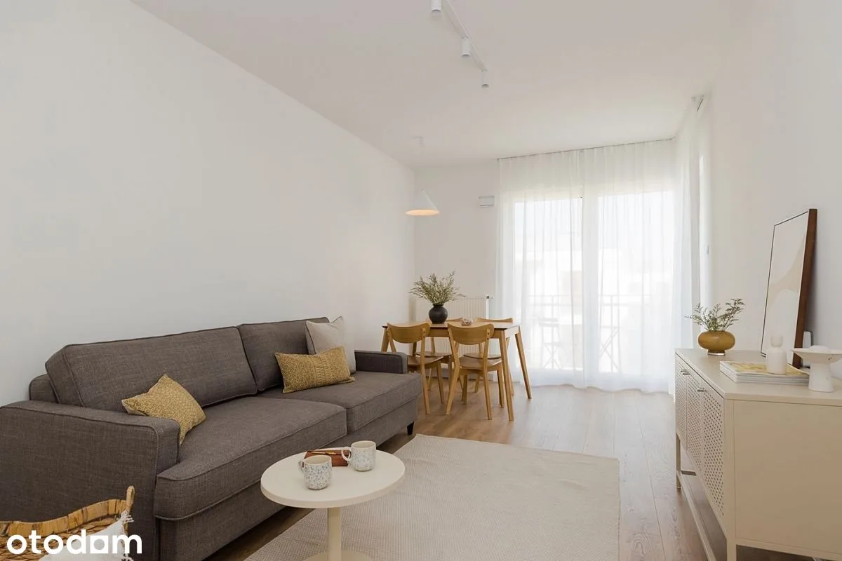3 rooms with balcony
