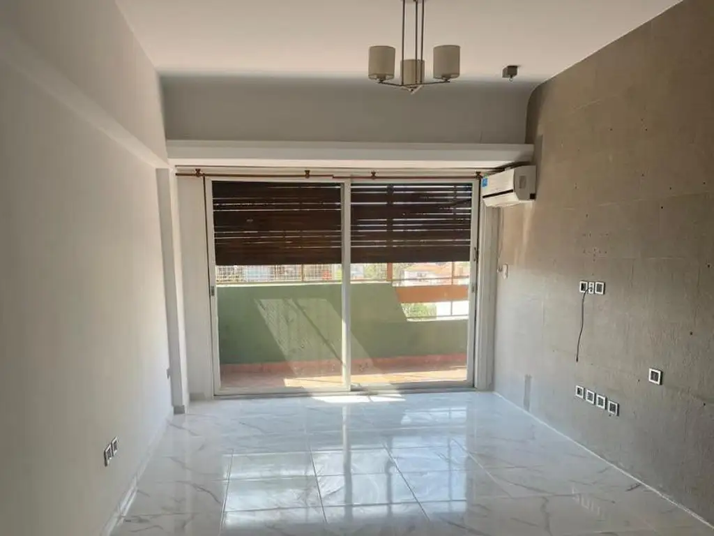 Departamento en Boedo con balcón
