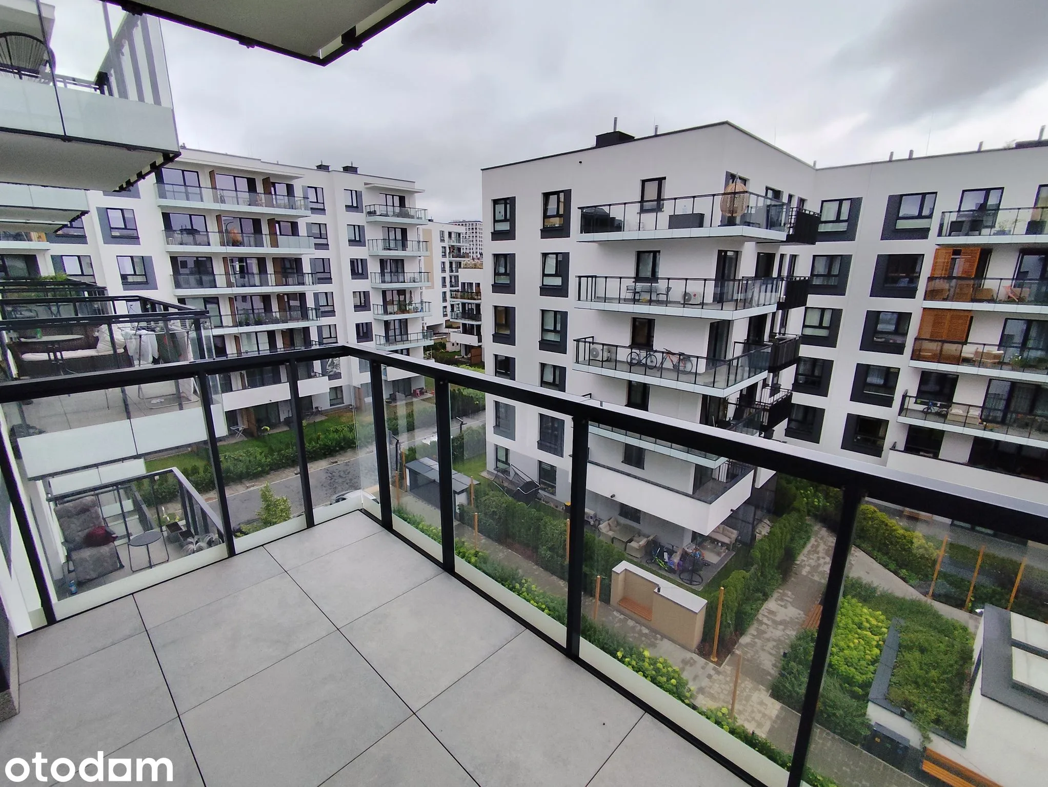 balcony