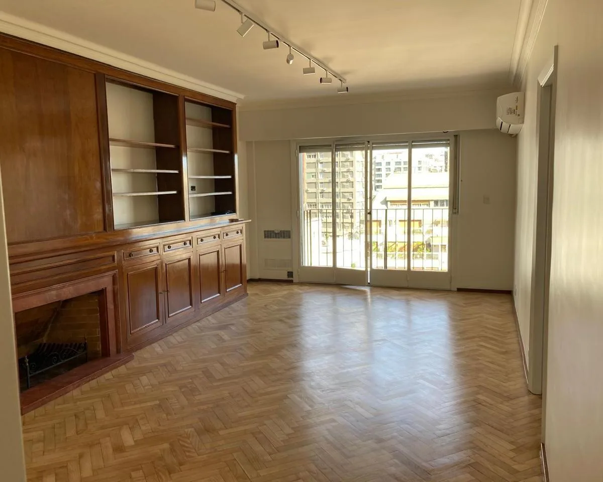 Semipiso en Retiro con balcón