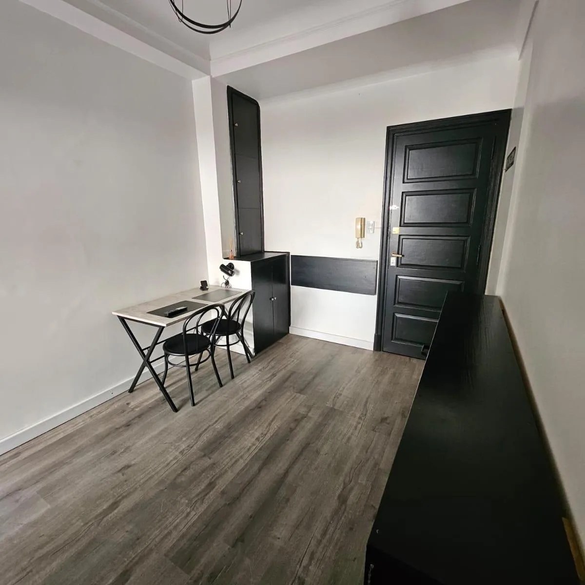 Furnished studio with balcony