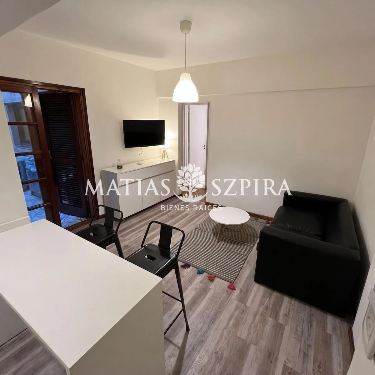 Departamento en Barrio Norte con patio
