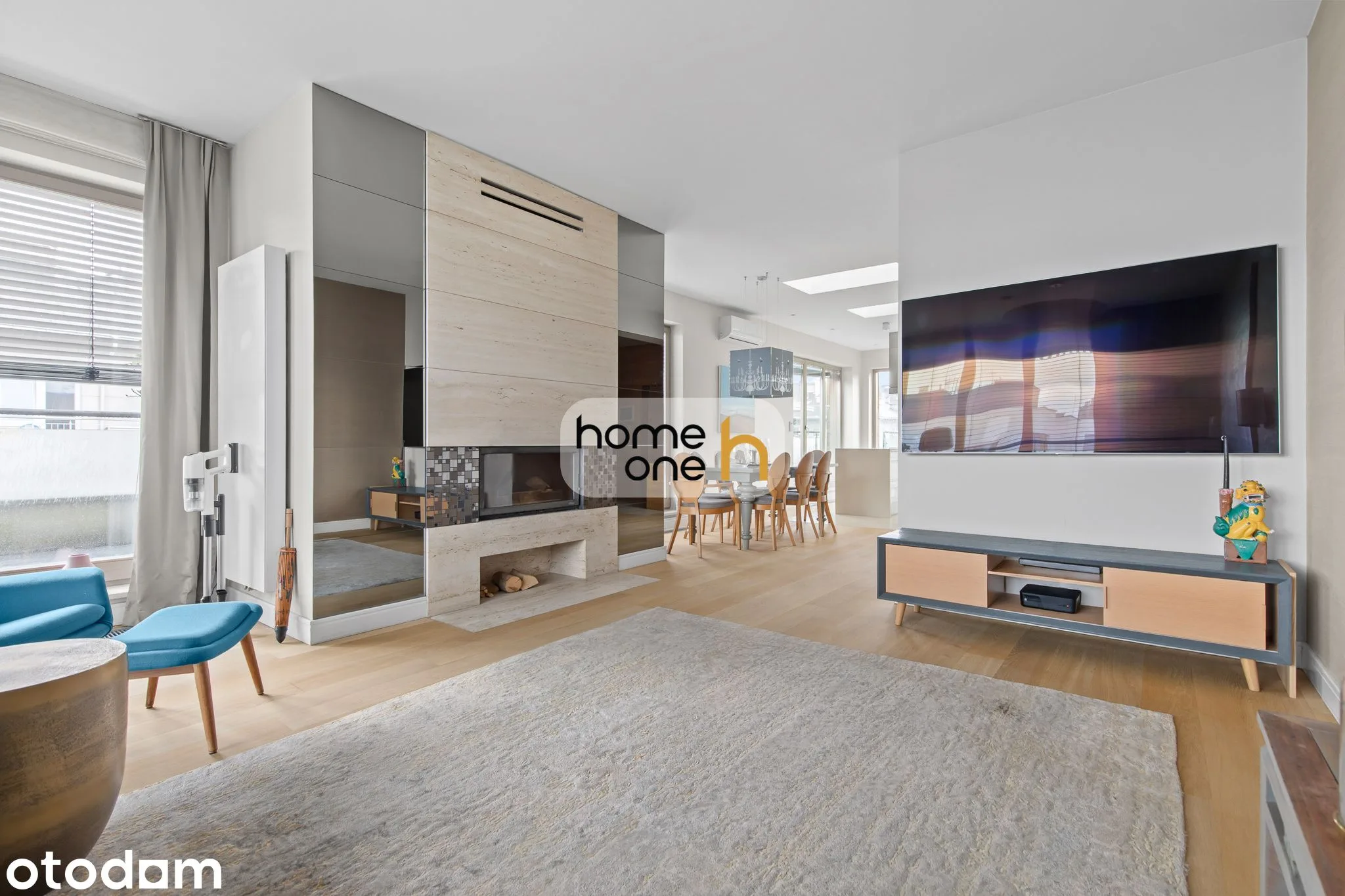 Penthouse with 180 m² terrace