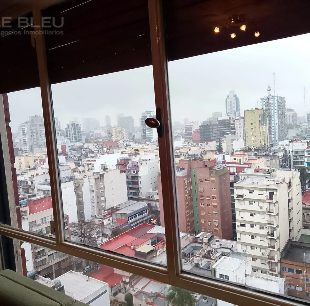 2 quartos com porteiro e varanda, Colegiales