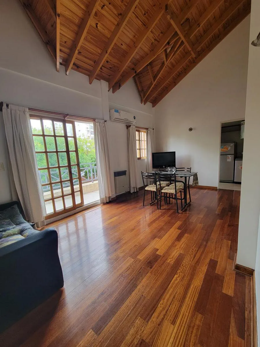 Belgrano apartment with balcony