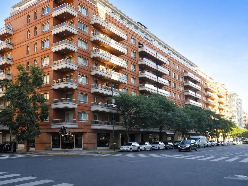 Departamento amoblado con balcón