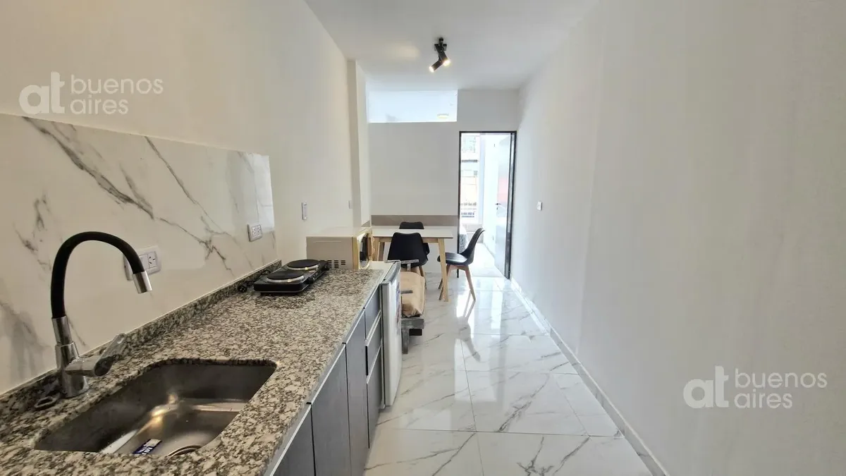 Departamento 2 ambientes con balcón