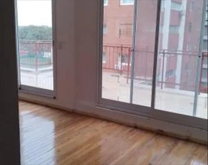 2 ambientes con balcón terraza