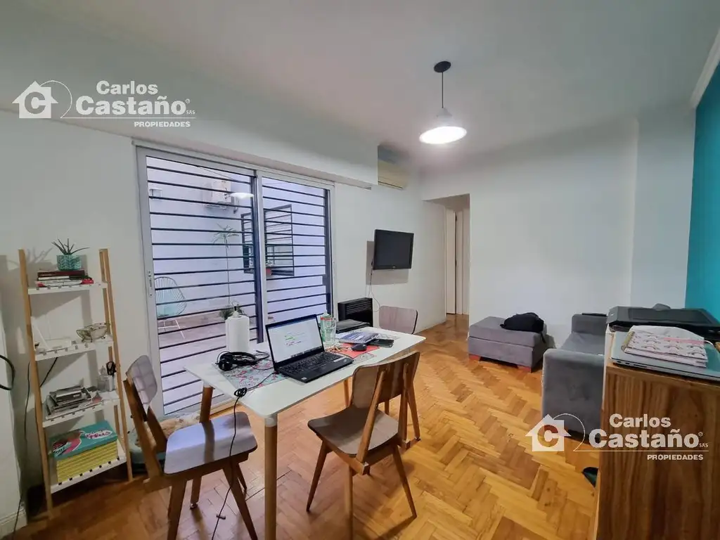 Departamento con patio y AC