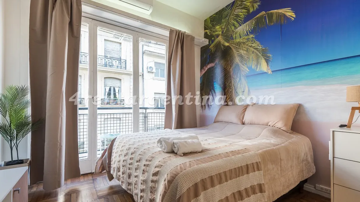 Furnished studio with French balcony