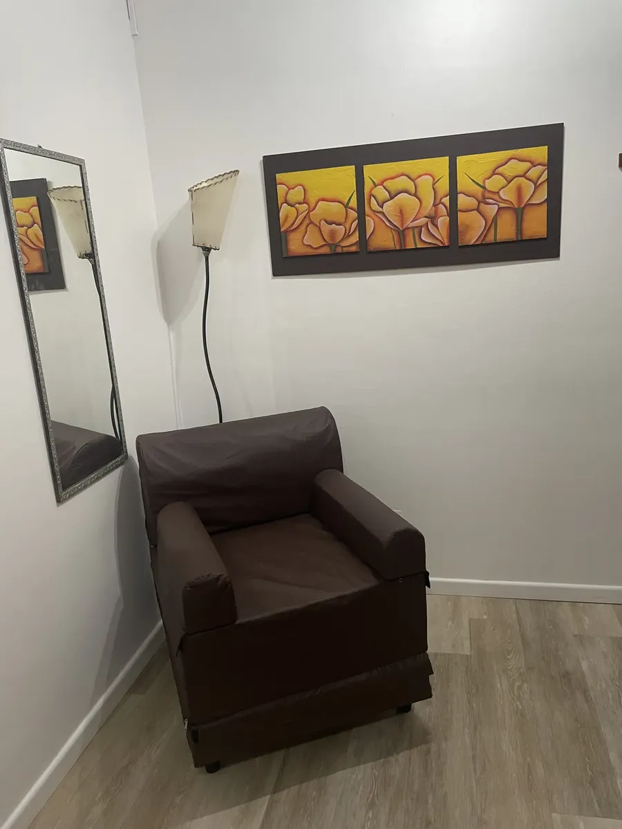 Hermoso Edificio Con Vistas De La Ciudad, Máquinas De Lavar Y De Ejercicio, Pileta Con Confitería En 4to Piso