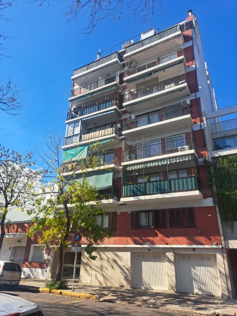 Newbery 3100 - Colegiales - 2 Amb., P. Púlido Y Plastificado