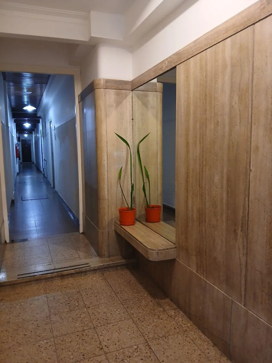 PH con escritorio y parquet