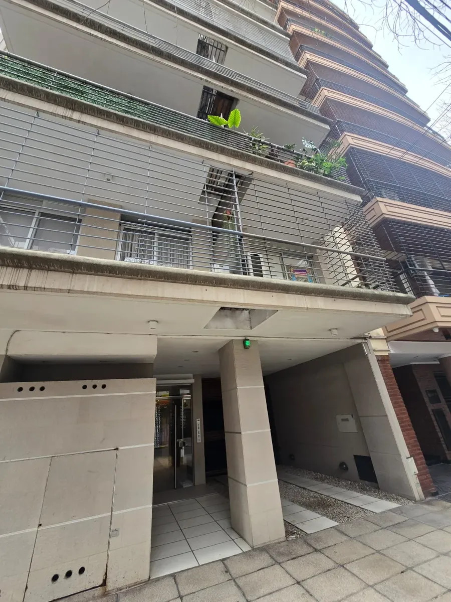 Monoambiente con balcón norte