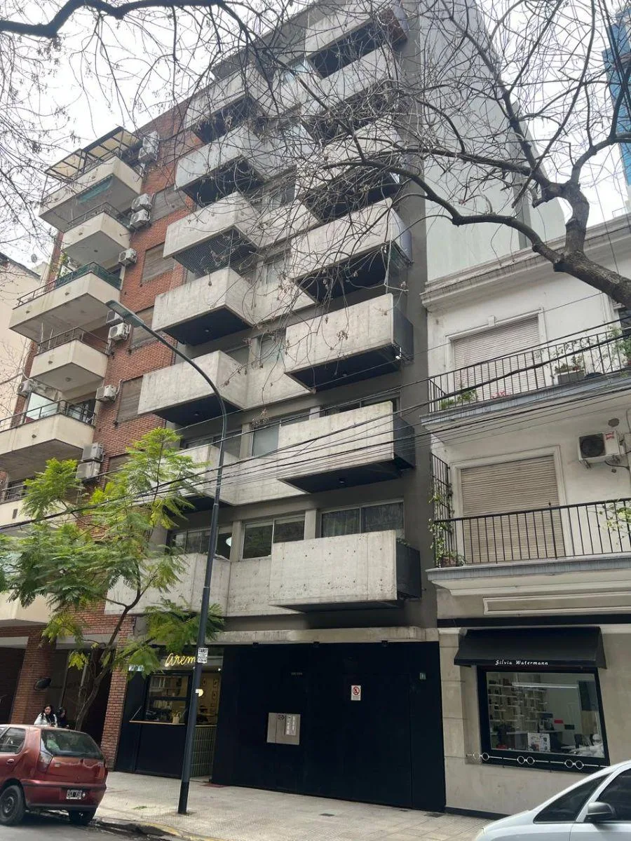 Monoambiente amoblado con balcón