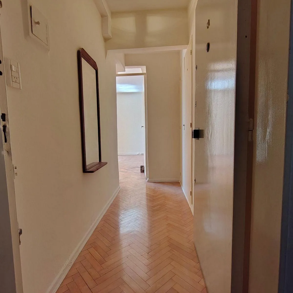 Alquiler Mono Av Belgrano 2381 Piso 8°